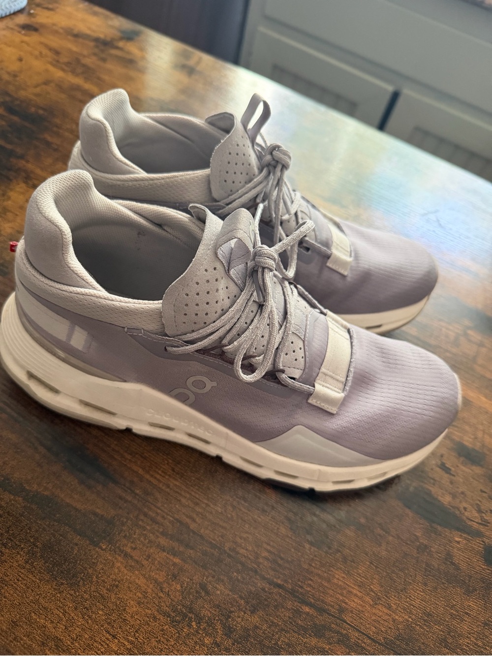 On Running Women’s Light Lavender Athletic Sneakers